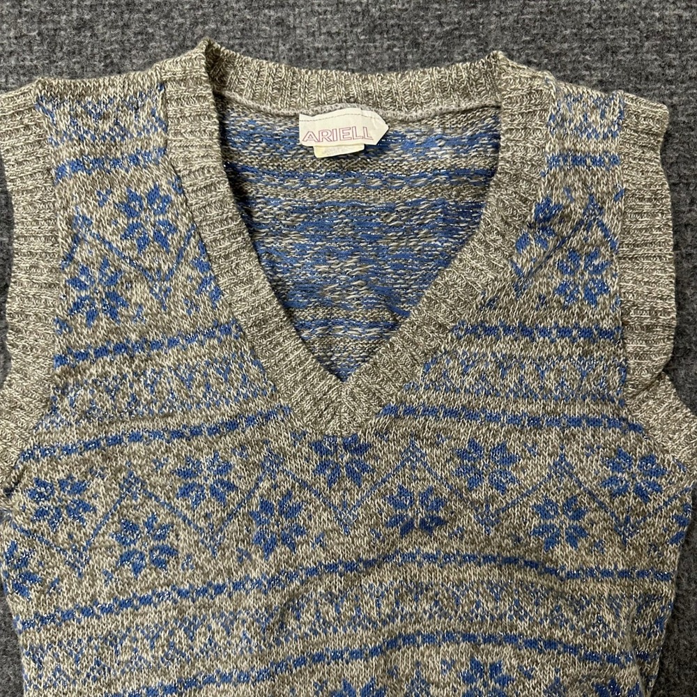 Ariell Sweater Vest Womens Size S Grey Blue Wool Fair Isle Metallic V-Neck Knit